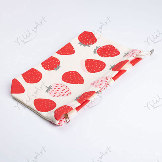 Wholesale YililyArt Handmade Strawberry Makeup Bag Travel Cosmetic Bag Waterproof Pouch