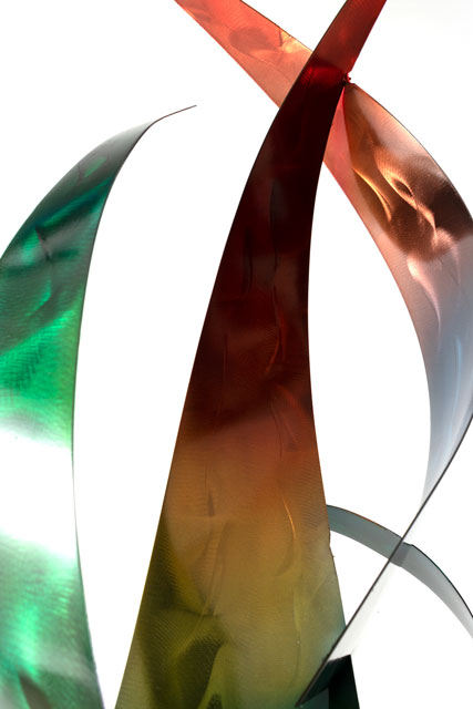 Yililyart Abstract Metal Ornament For Indoor House Decor